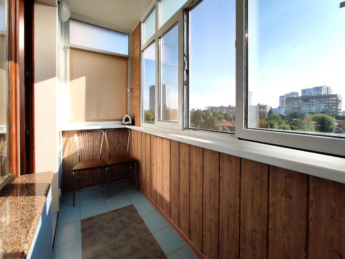 Lux Apartment Gorkiy Park Charkiv Exteriör bild